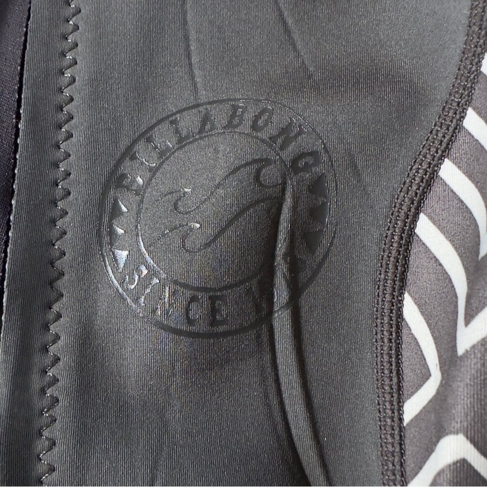 Billabong Surf Capsule - Picture 9 of 15
